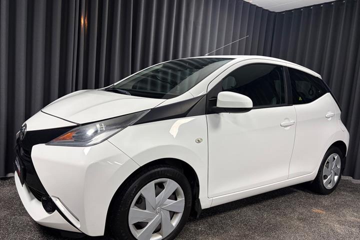 undefined Toyota Aygo fra 2015