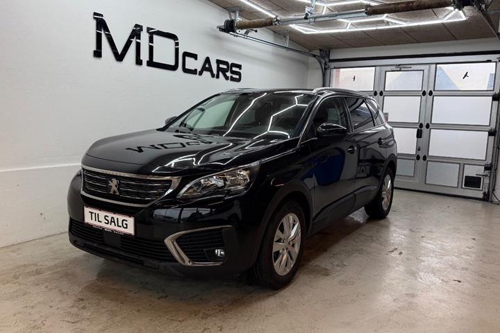 Sort Peugeot 5008 fra 2018