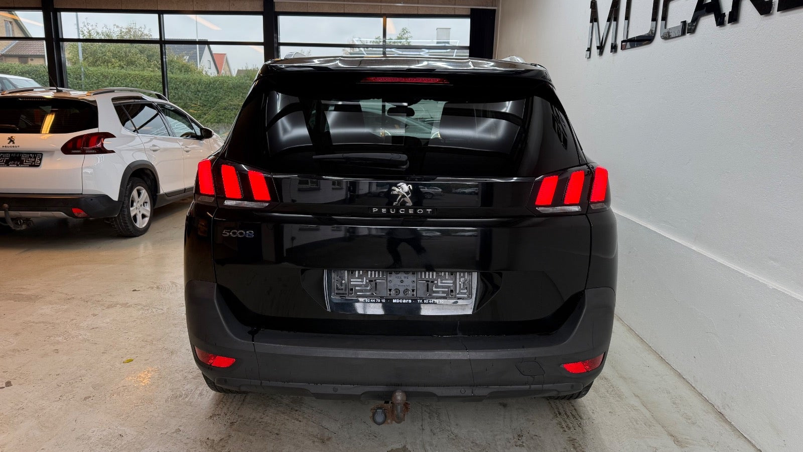 Sort Peugeot 5008 fra 2018