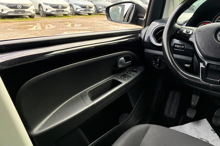 Sort VW UP! fra 2019