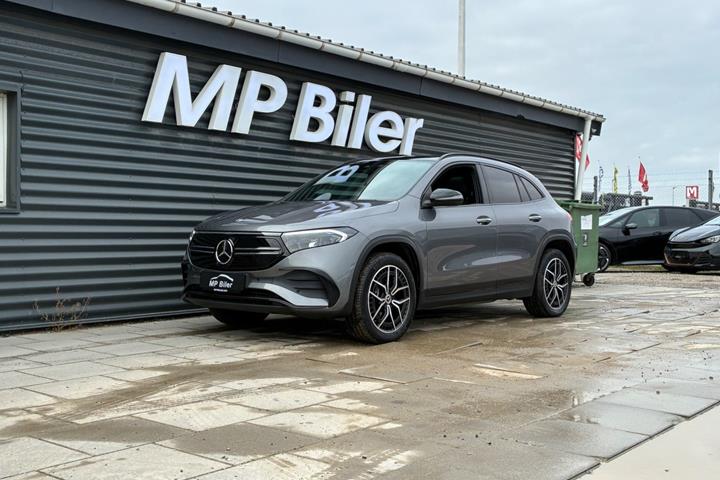 Grå Mercedes EQA250+ fra 2023