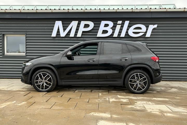 Sort Mercedes EQA250+ fra 2024