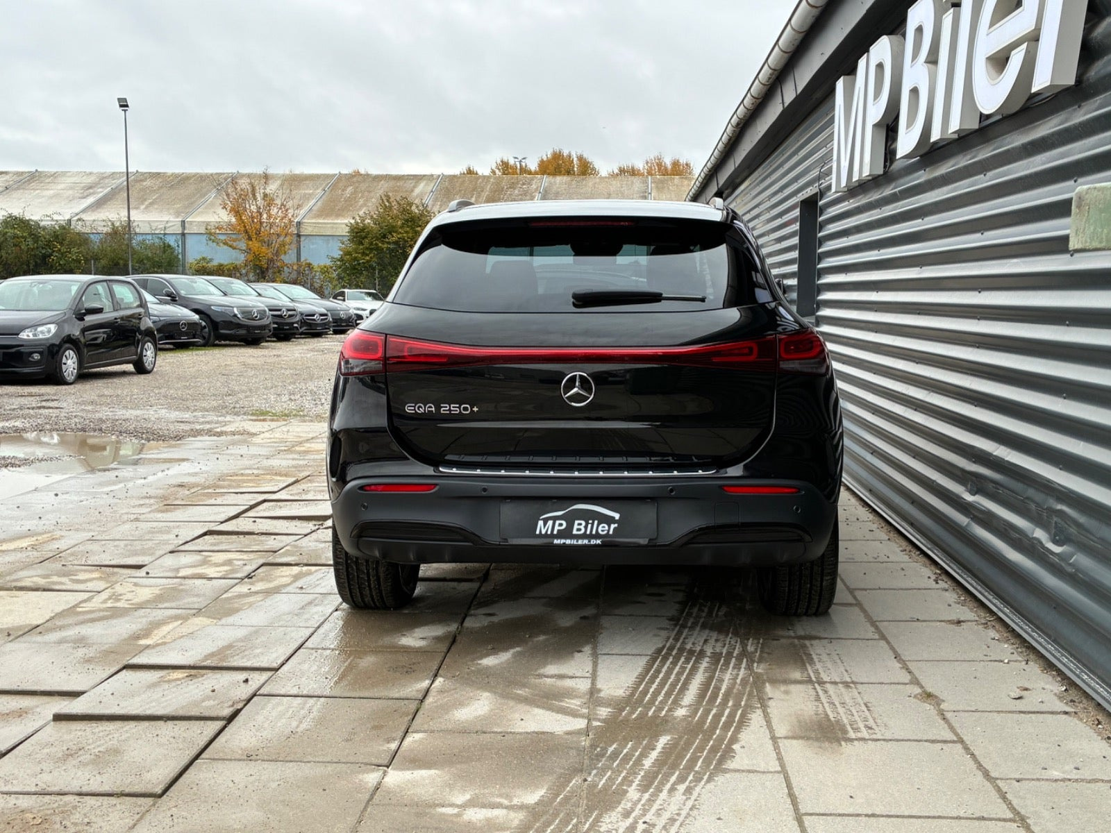 Sort Mercedes EQA250+ fra 2024