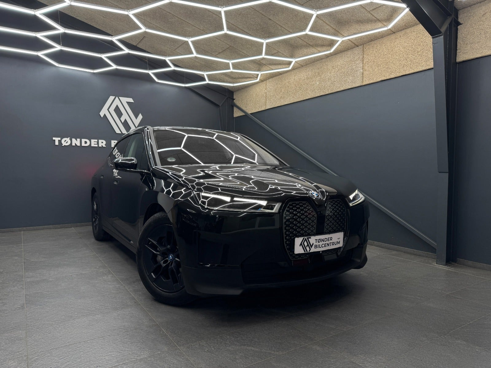 BMW iX xDrive50
