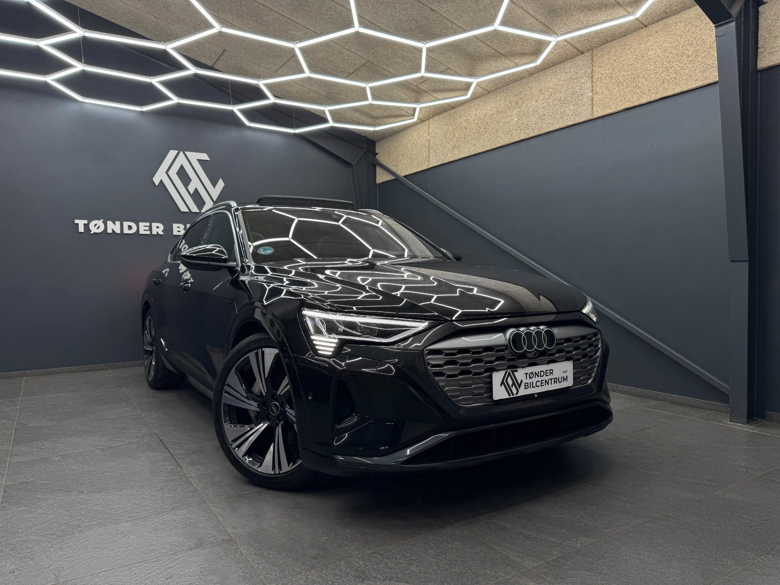 Sort Audi Q8 e-tron fra 2024