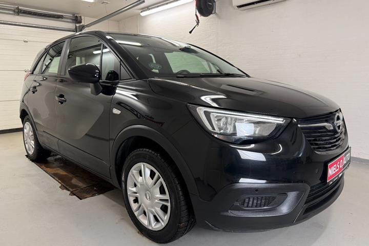 Sort Opel Crossland X fra 2020
