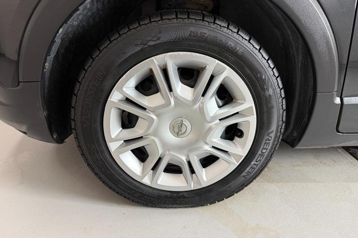 Sort Opel Crossland X fra 2020