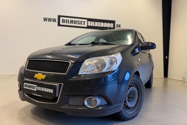 Grøn Chevrolet Aveo fra 2010