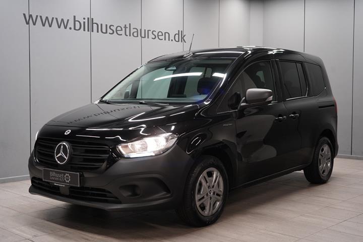 Sort Mercedes eCitan fra 2024