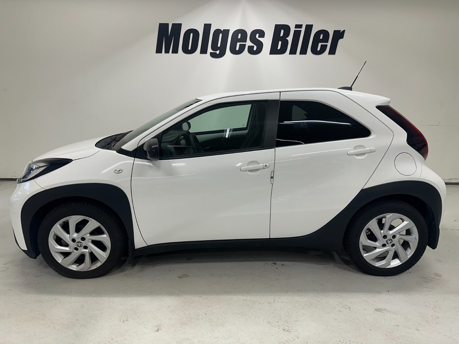 Hvid Toyota Aygo X fra 2022