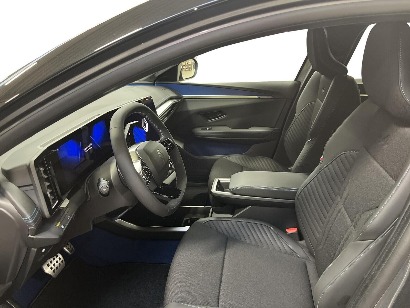 Grå Renault Scenic E-Tech fra 2026