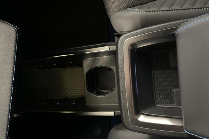 Grå Renault Scenic E-Tech fra 2026