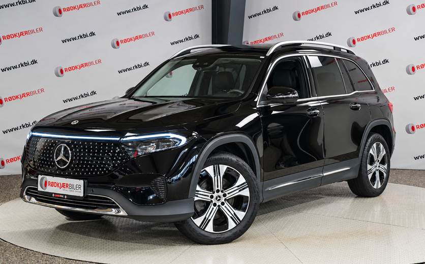 Mercedes EQB250+ Electric Art