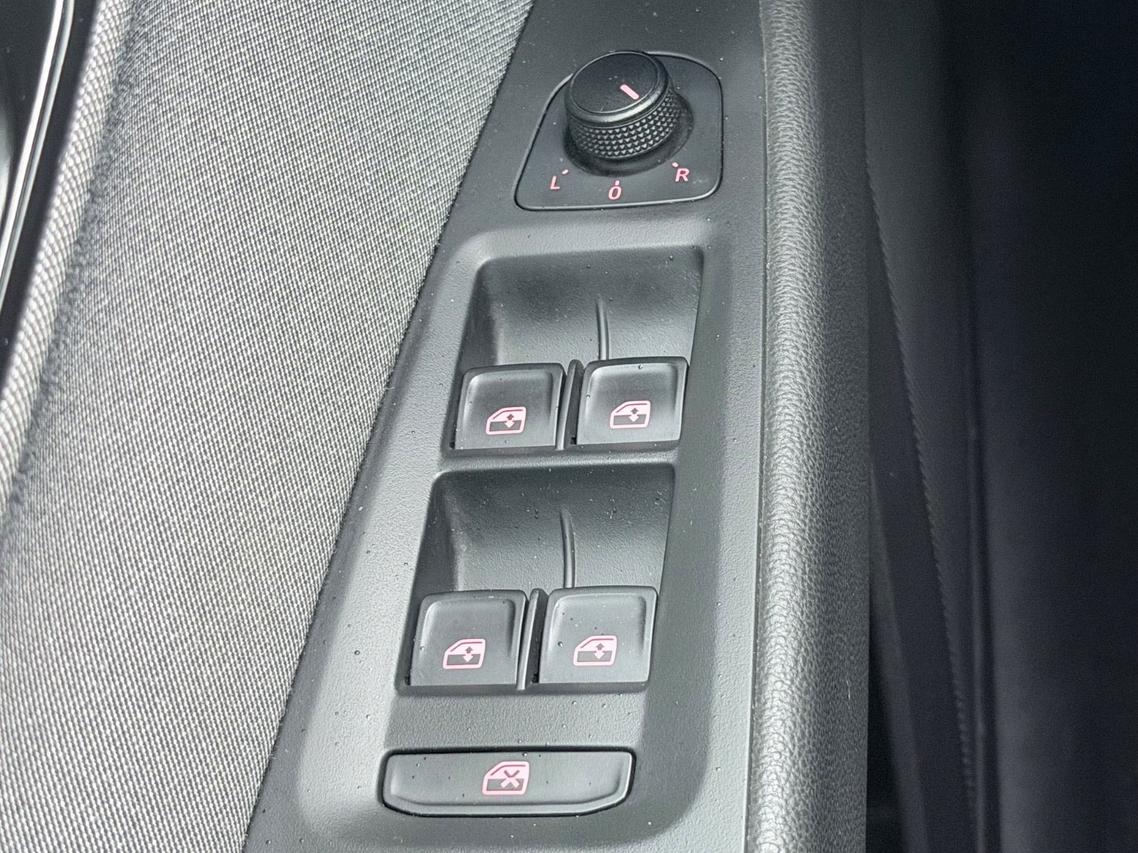 Grå Seat Leon fra 2019