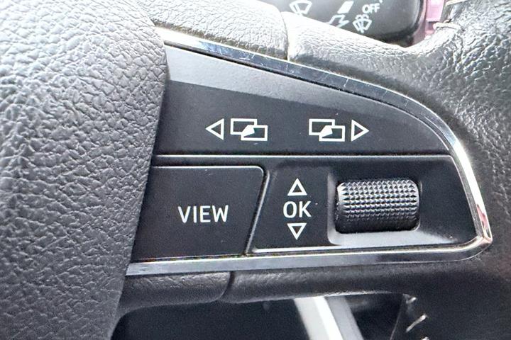 Rød Seat Arona fra 2019