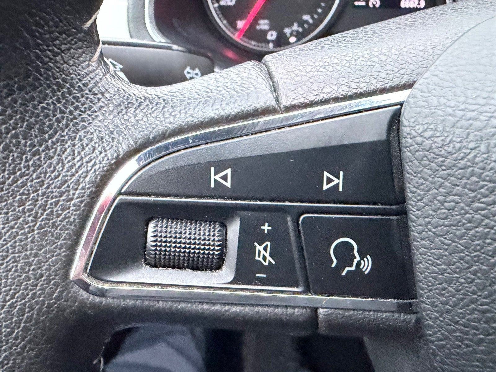 Rød Seat Arona fra 2019