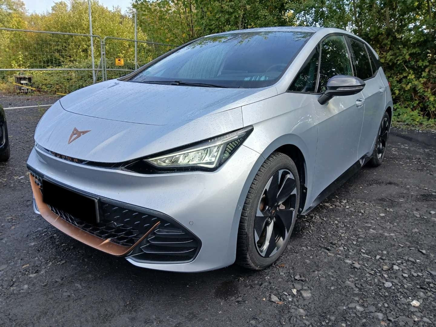Sølv Cupra Born fra 2023