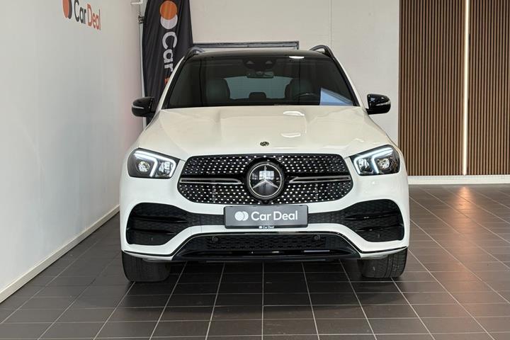 Hvid Mercedes GLE350 de fra 2020
