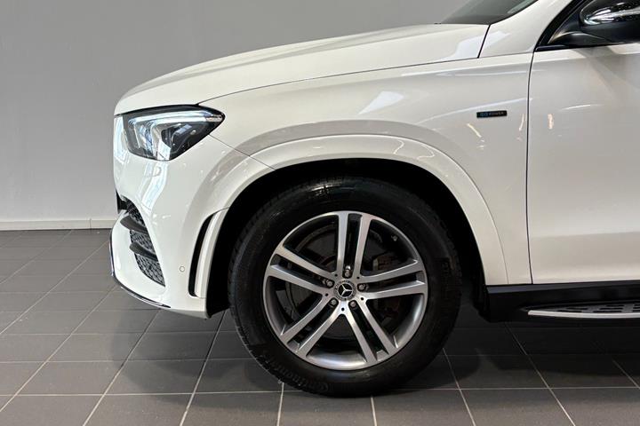 Hvid Mercedes GLE350 de fra 2020