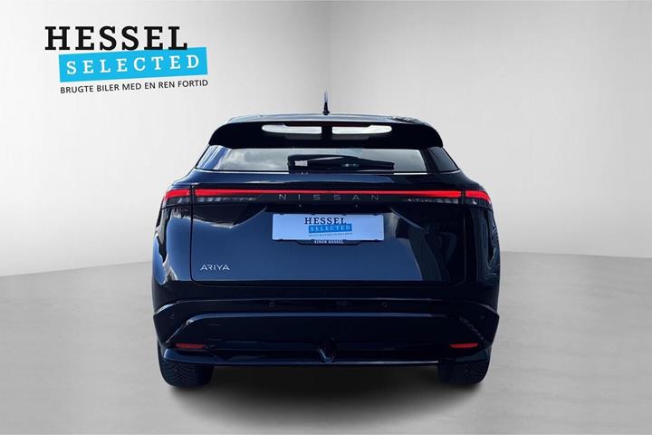 Sort Nissan Ariya fra 2024