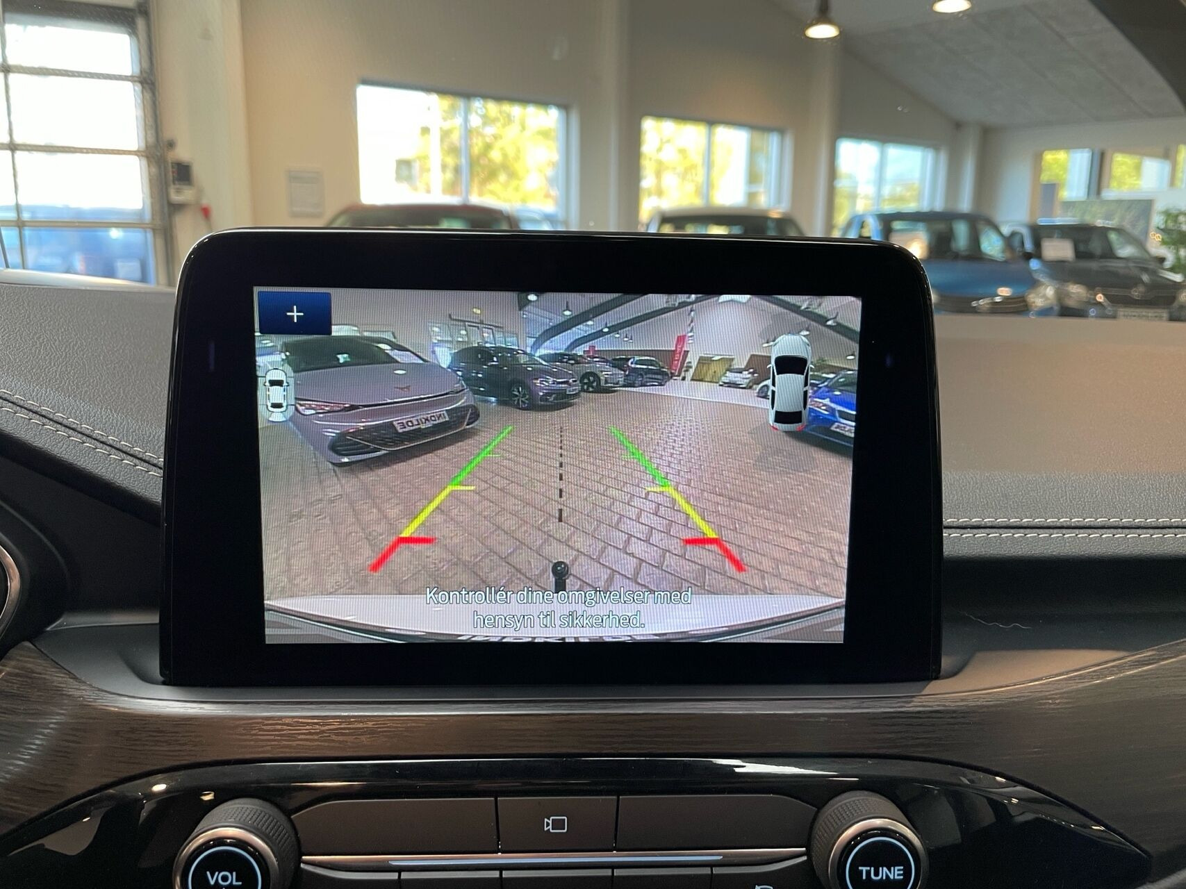 Hvid Ford Kuga fra 2020