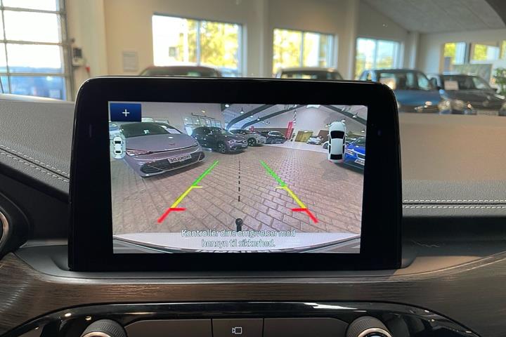 Hvid Ford Kuga fra 2020