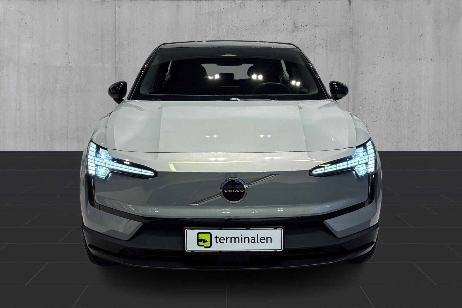 Grå Volvo EX30 fra 2024