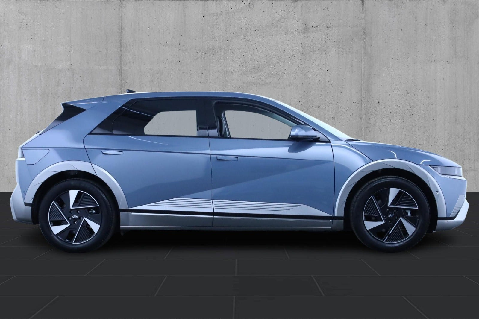 Blå Hyundai Ioniq 5 fra 2026