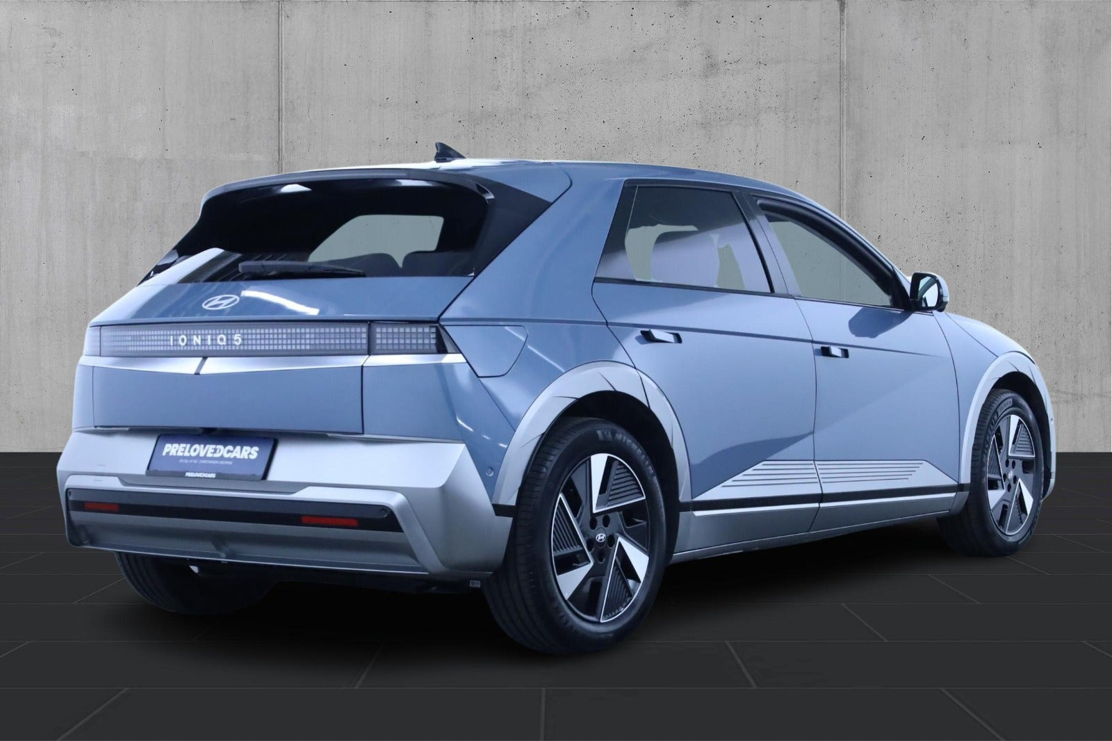 Blå Hyundai Ioniq 5 fra 2026
