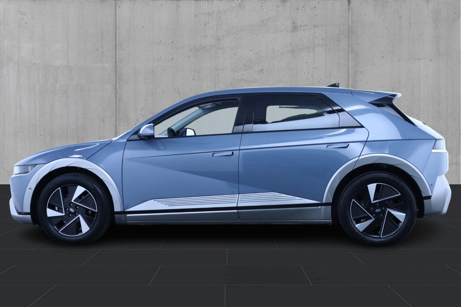 Blå Hyundai Ioniq 5 fra 2026