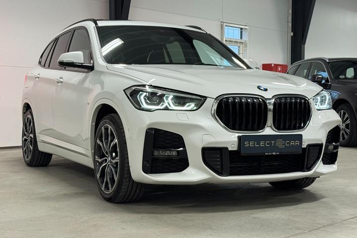 Hvid BMW X1 fra 2021