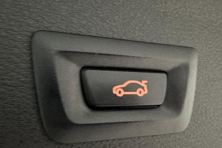 Hvid BMW X1 fra 2021