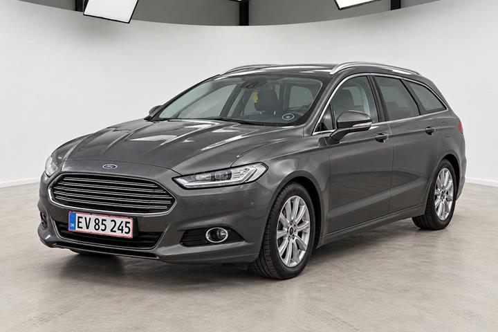 Grå Ford Mondeo fra 2015