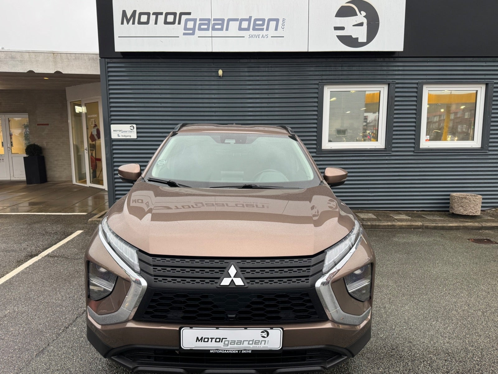 Brun Mitsubishi Eclipse Cross fra 2021