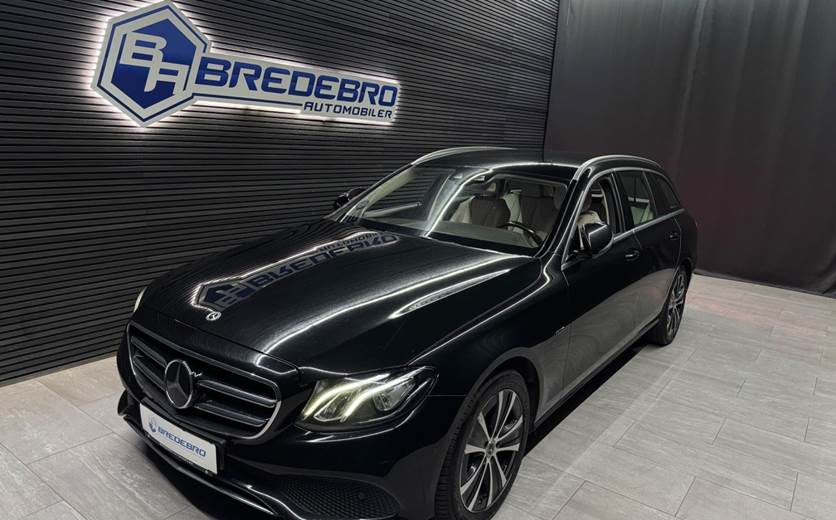 Mercedes E300 de 2,0 Advantage stc. aut.