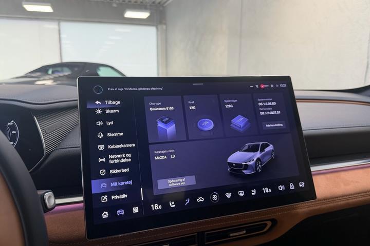 Hvid Mazda 6e fra 2026