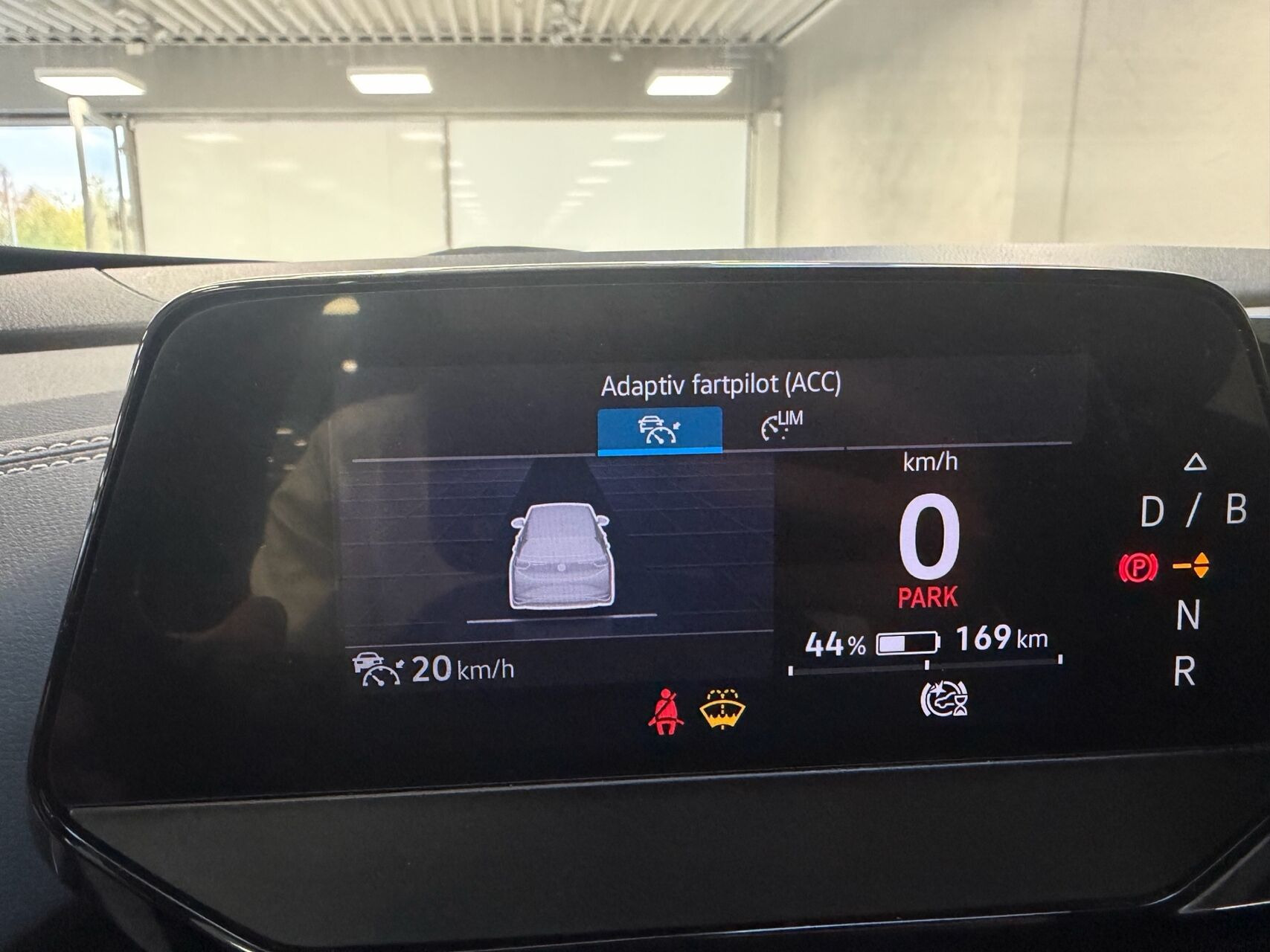 Sølv VW ID.4 fra 2022