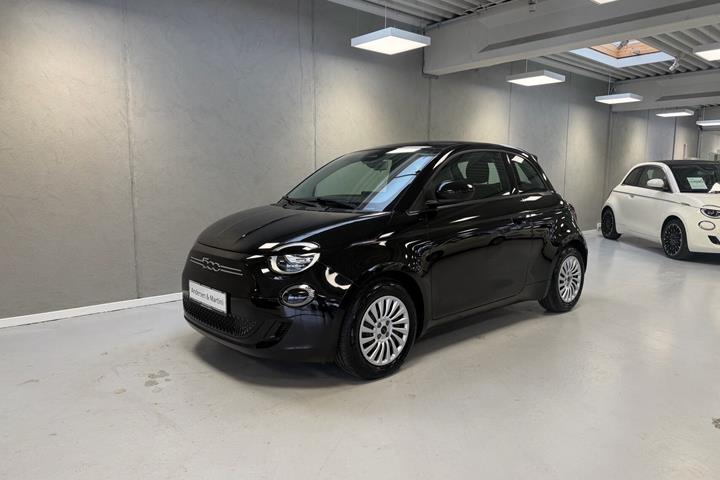Sort Fiat 500e fra 2023