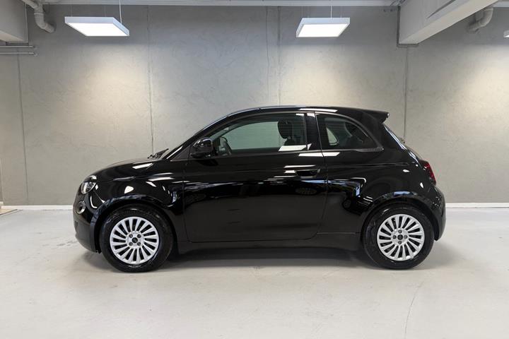 Sort Fiat 500e fra 2023