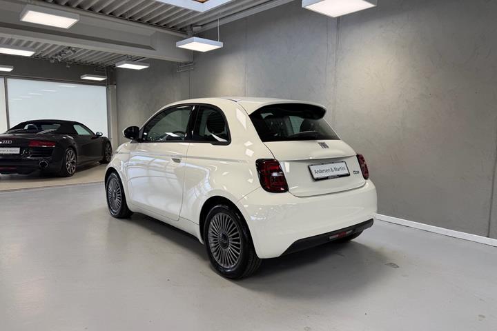 undefined Fiat 500e fra 2023