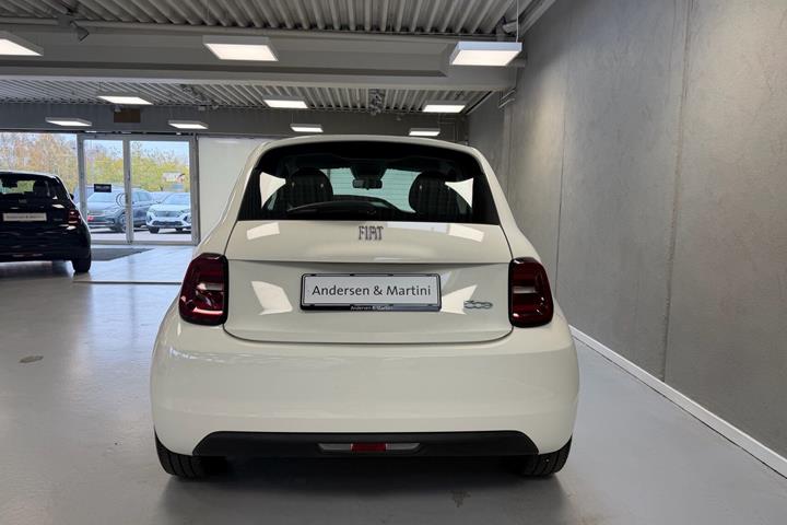undefined Fiat 500e fra 2023