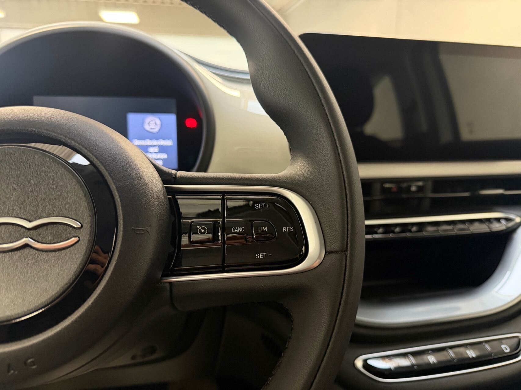 undefined Fiat 500e fra 2023