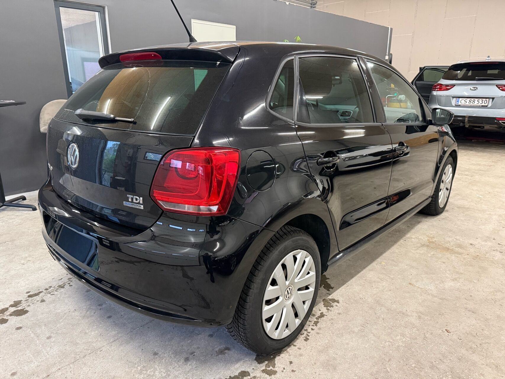 Sort VW Polo fra 2013