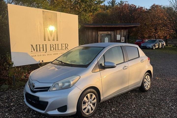 undefined Toyota Yaris fra 2012