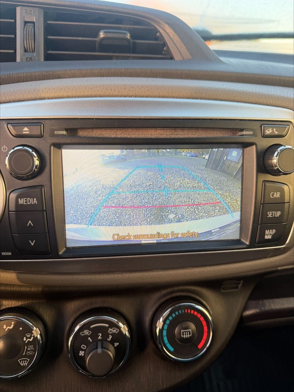 undefined Toyota Yaris fra 2012