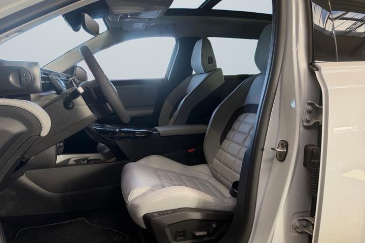 Hvid Citroën ë-C5 Aircross fra 2025
