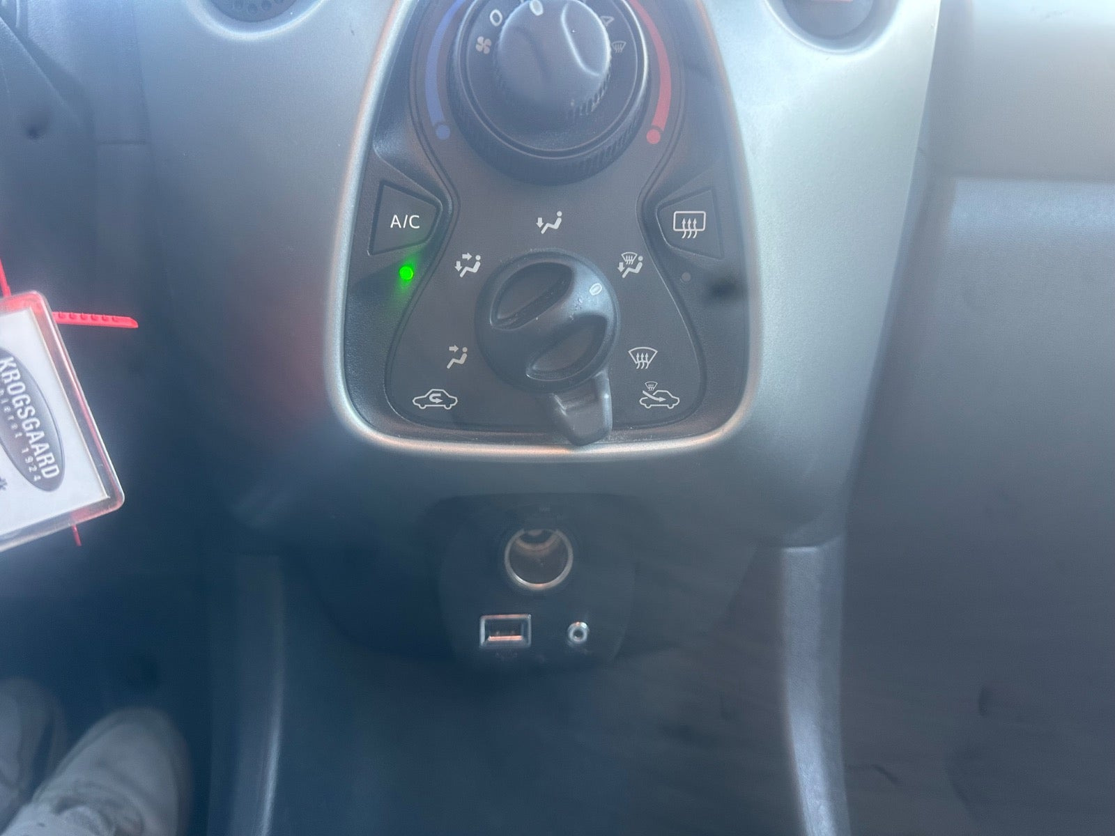 Sort Toyota Aygo fra 2017