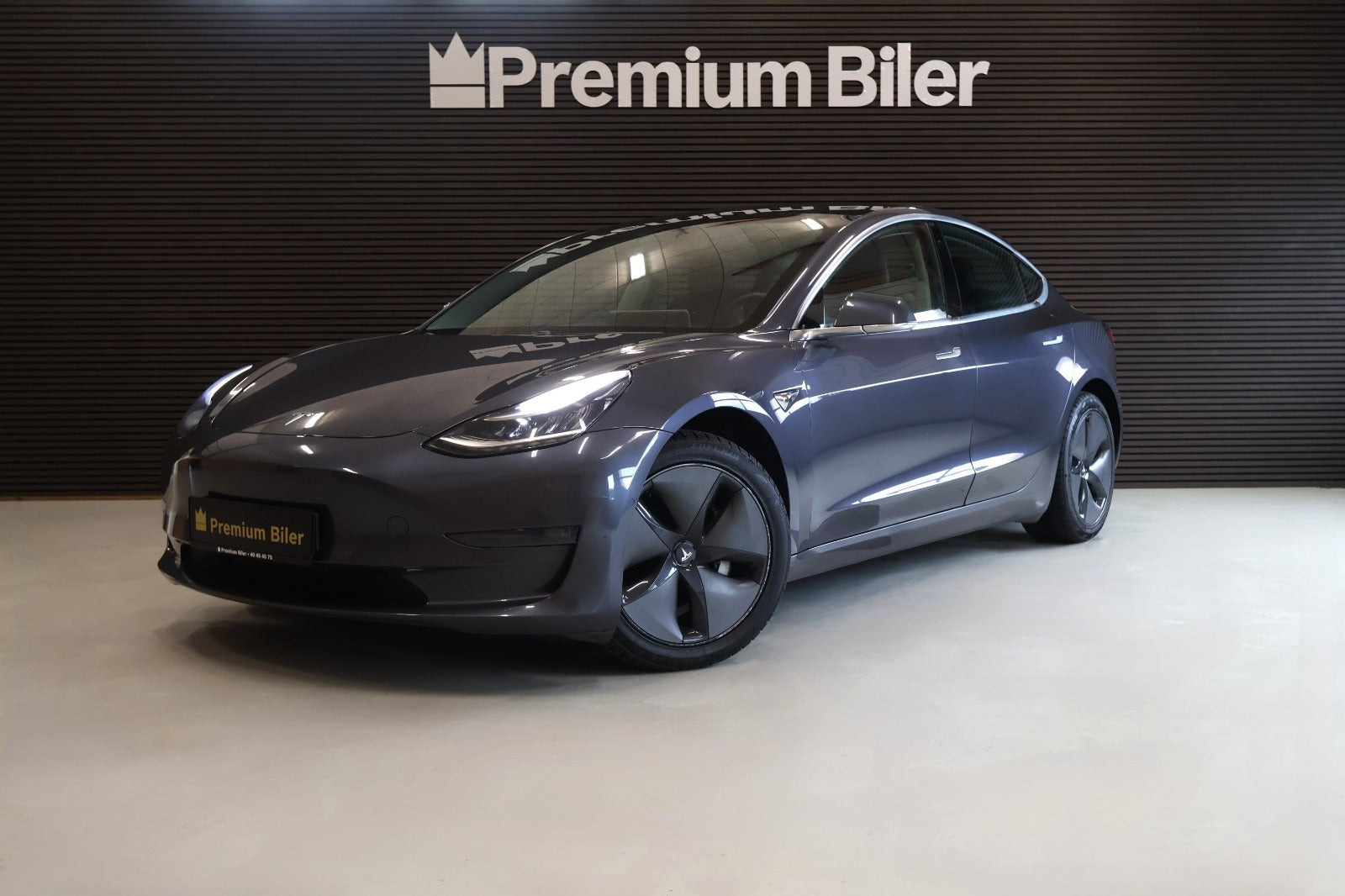 Tesla Model 3 Long Range AWD