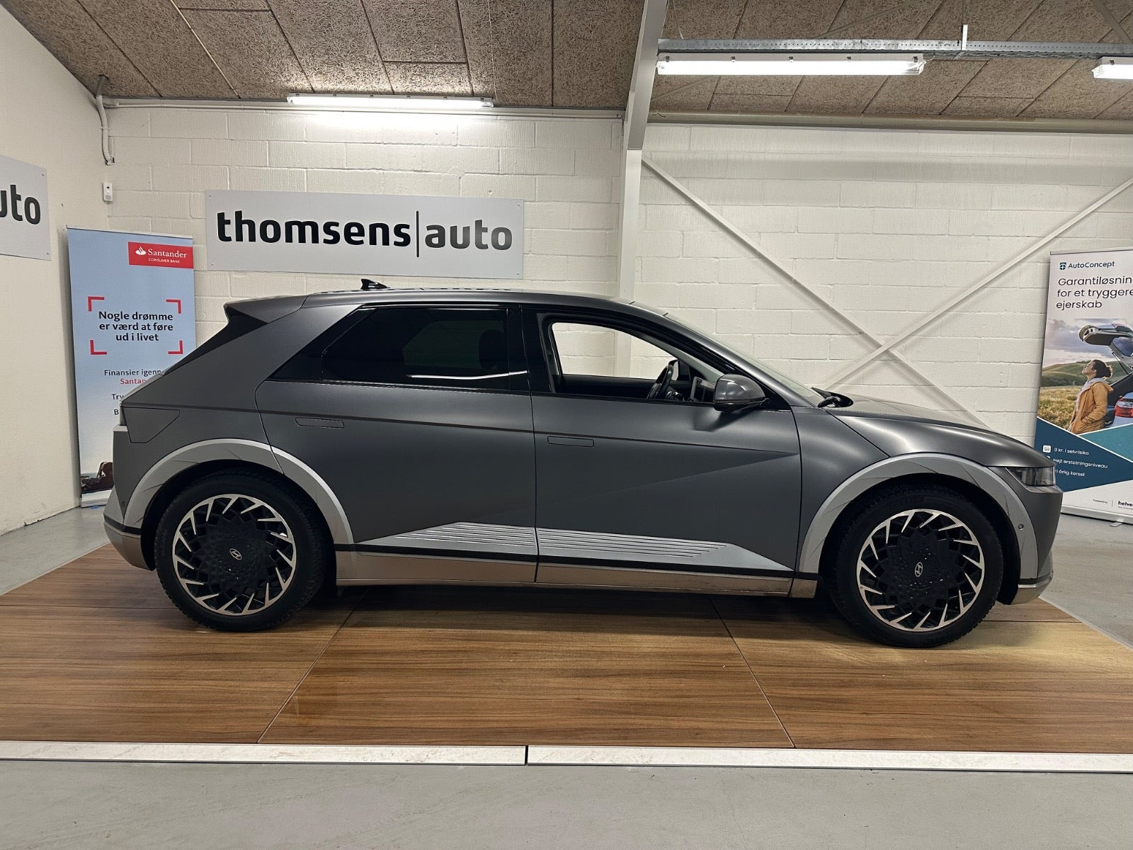 Grå Hyundai Ioniq 5 fra 2022
