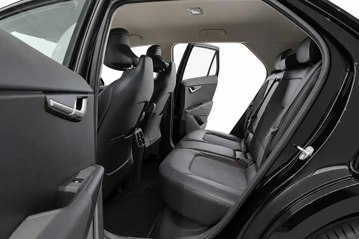 Sort Kia Niro fra 2023